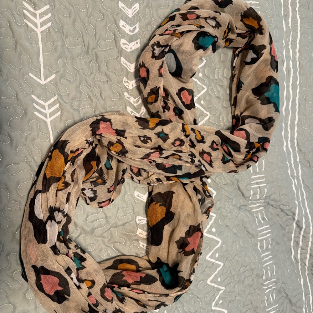 Multicolor Leopard Print Scarf